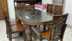 ৬ সিটের ডাইনিং টেবিল