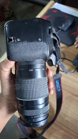 Canon 1200D With 75-300 Mm Lens