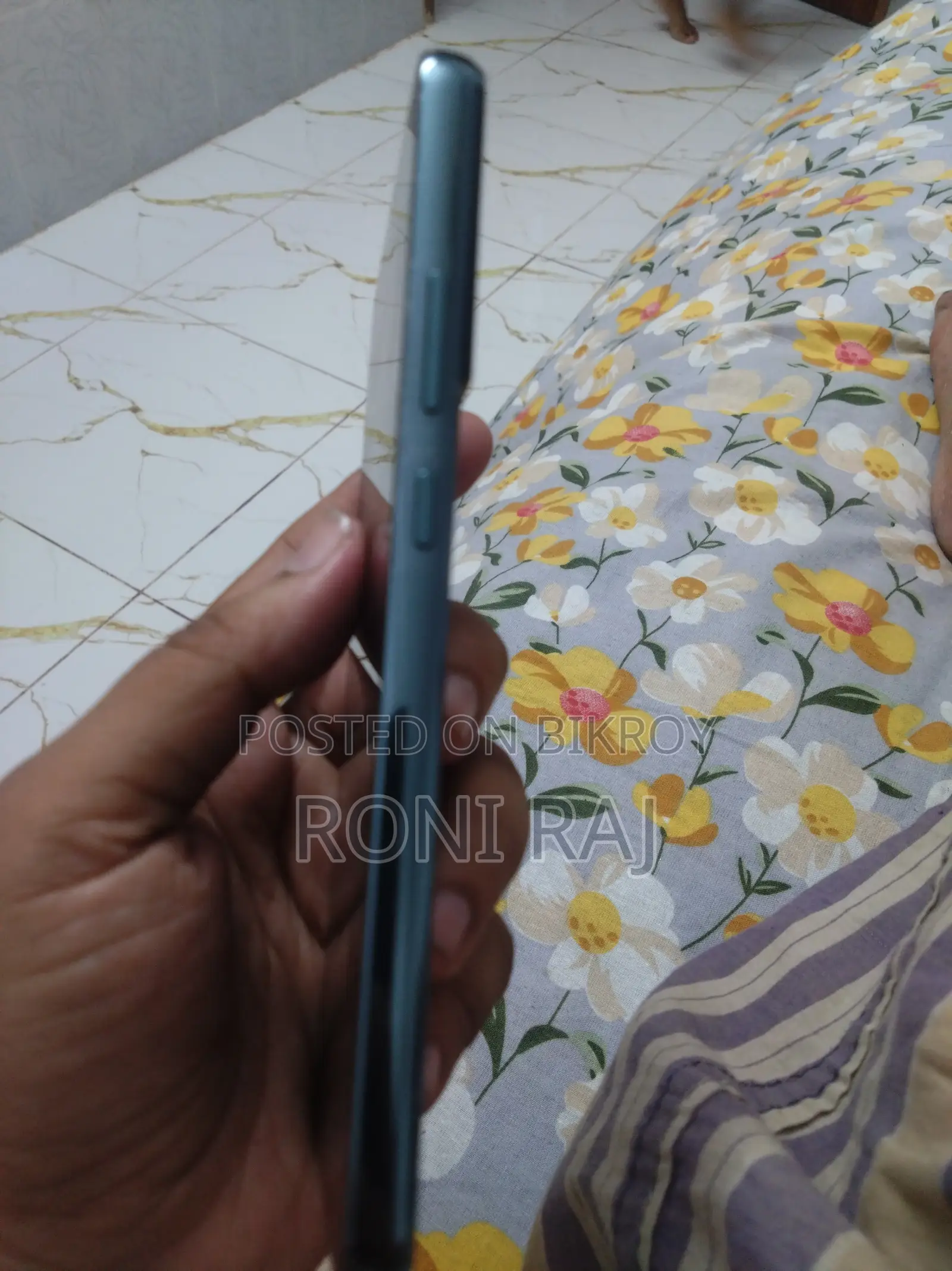 Samsung Galaxy S22+ 5G 128 GB Gray