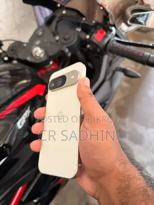 গুগল পিক্সেল ৯ ২৫৬ জিবি হোয়াইট