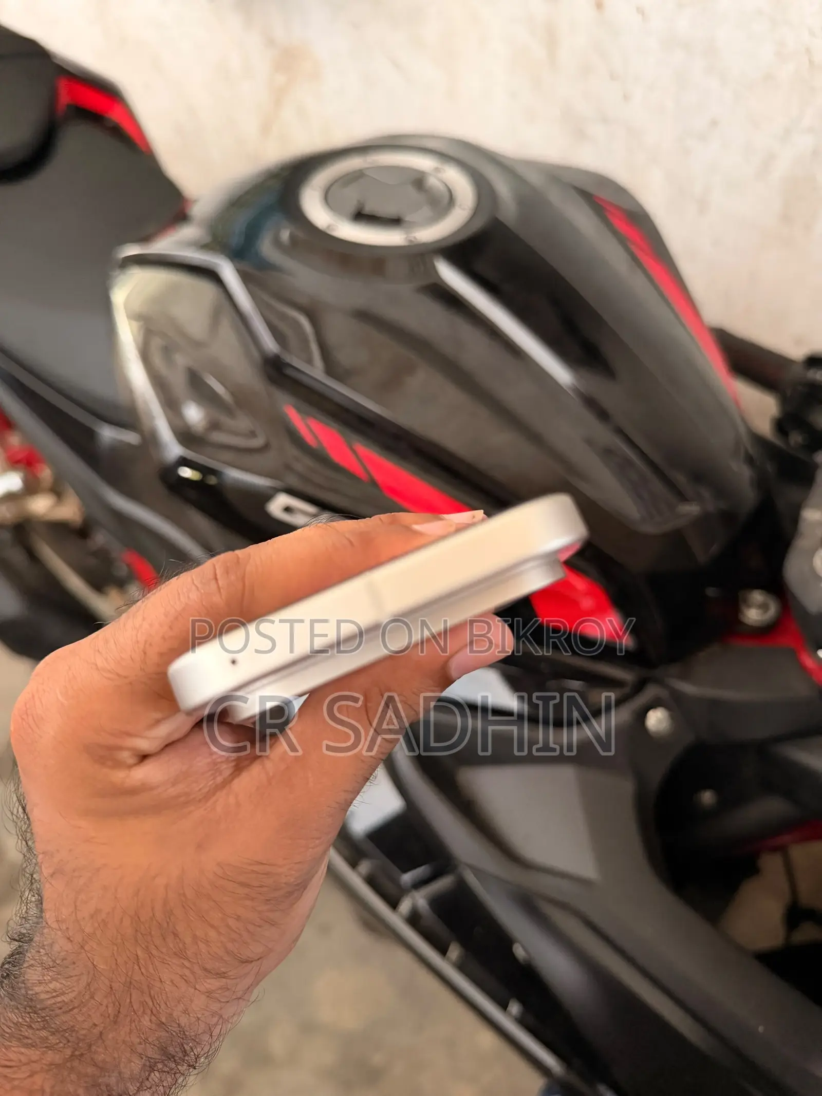 গুগল পিক্সেল ৯ ২৫৬ জিবি হোয়াইট