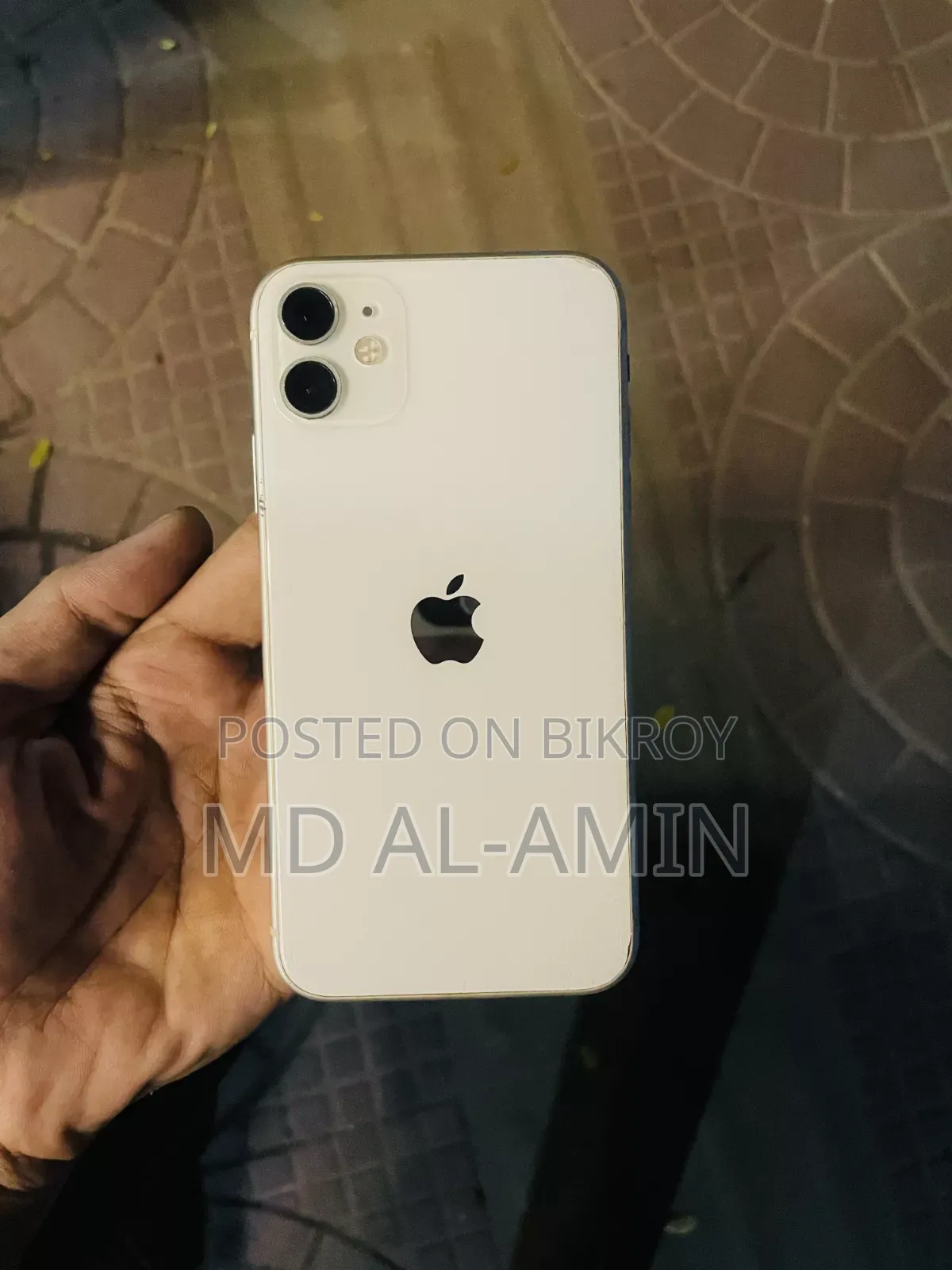 অ্যাপল আইফোন ১১ ১২৮ জিবি সাদা
