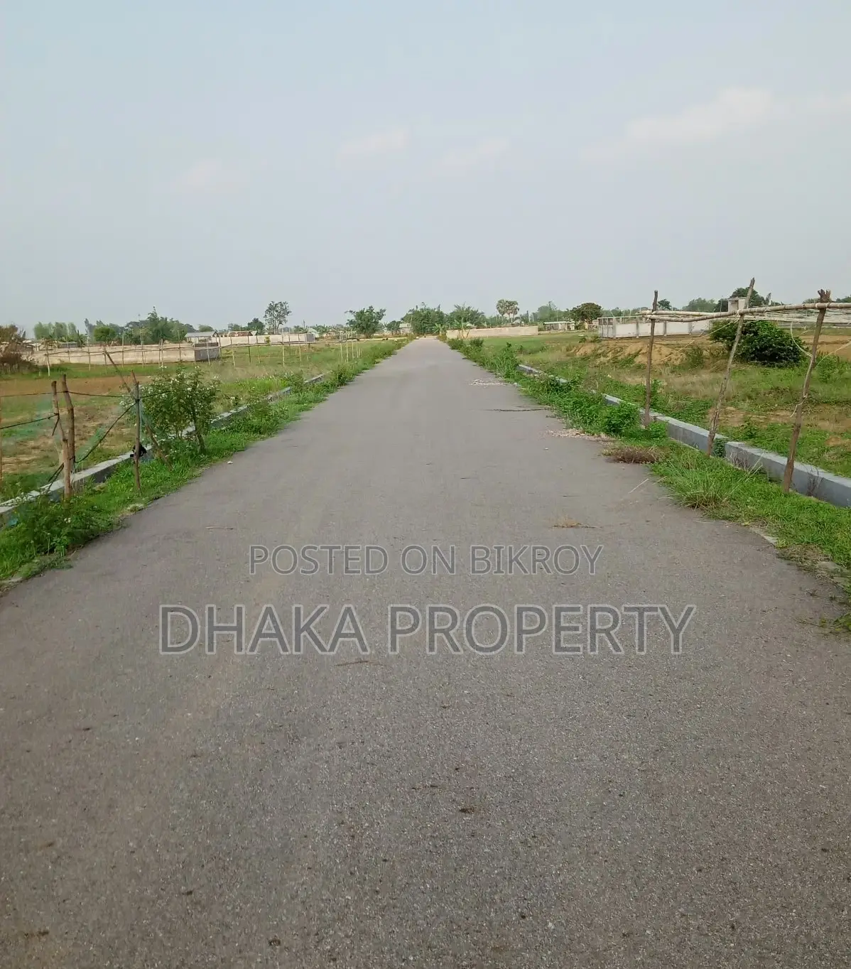 3 Katha Land Sale Lake South at Sector-17