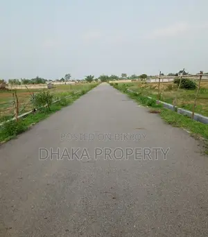 3 Katha Land Sale Lake South at Sector-17