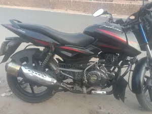 বাজাজ পালসার ১৫০ ২০১৮ কালো