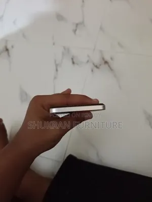 Oppo A77 4G 128 GB Orange