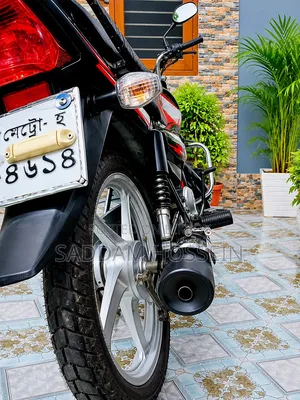 Hero HF Deluxe 2024 Black