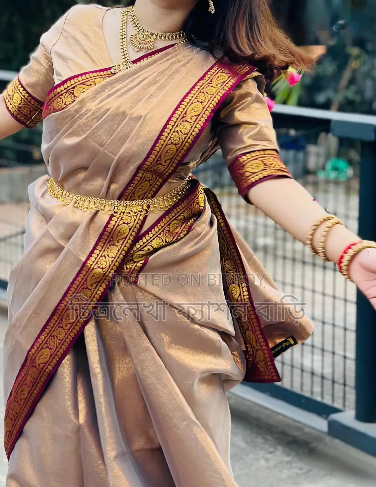 পুজো স্পেশাল লামা শাড়ি (ব্লাউজ সম্পূর্ণ ফ্রি)