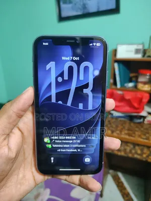 Apple iPhone 11 64 GB