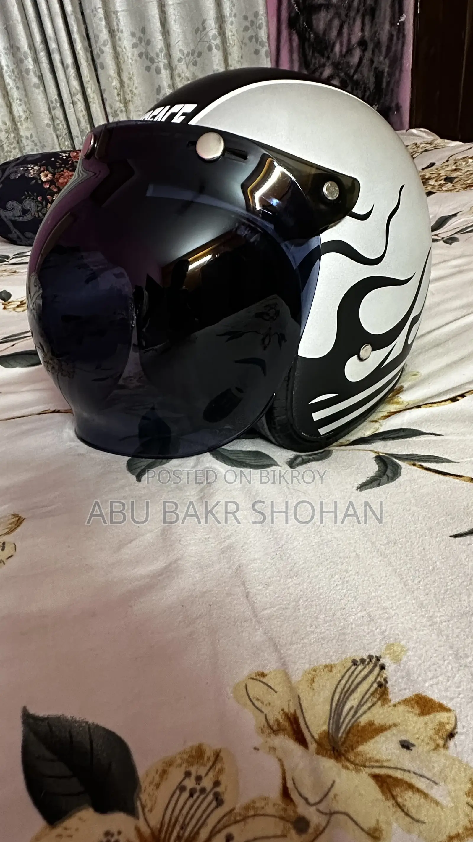হাফ ফেস হেলমেট লিমিটেড এডিশন