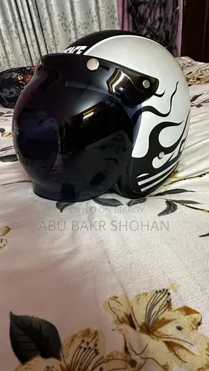 হাফ ফেস হেলমেট লিমিটেড এডিশন