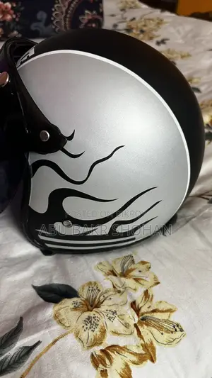 হাফ ফেস হেলমেট লিমিটেড এডিশন