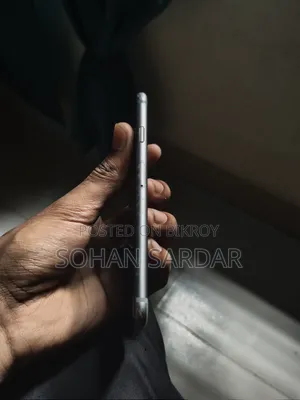 Apple iPhone 6s 16 GB Gray