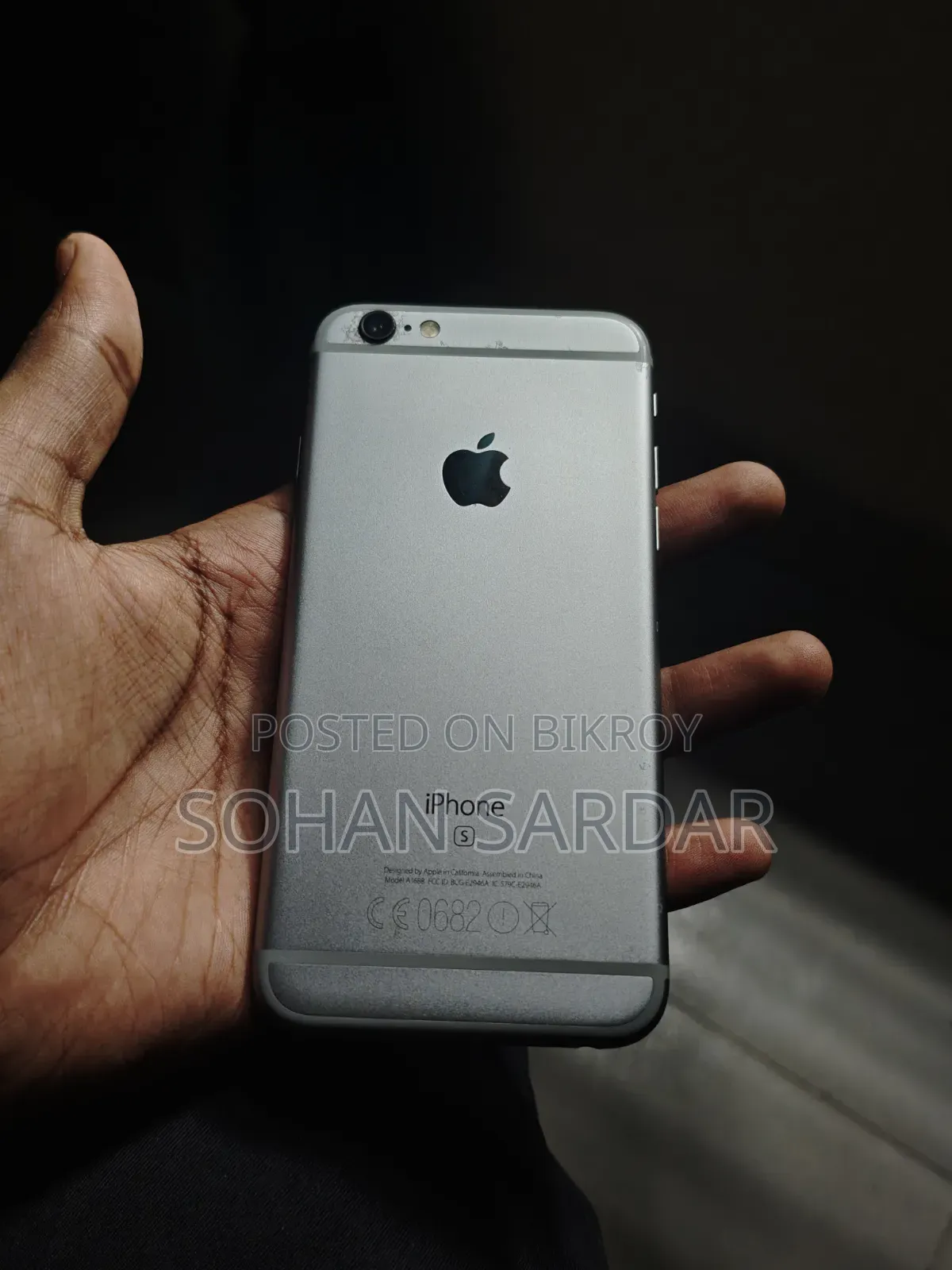 Apple iPhone 6s 16 GB Gray