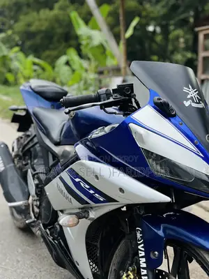 Yamaha R1 2018 Blue