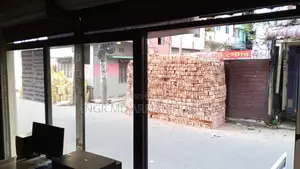 থাই অ্যালুমিনিয়াম গ্লাস