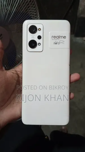 রিয়েলমি জিটি২ ১২৮ জিবি হোয়াইট