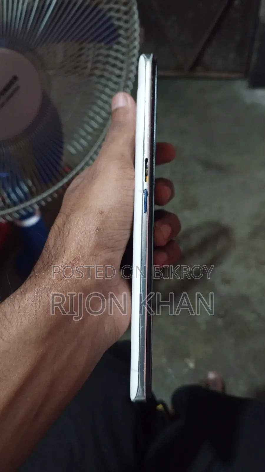 রিয়েলমি জিটি২ ১২৮ জিবি হোয়াইট