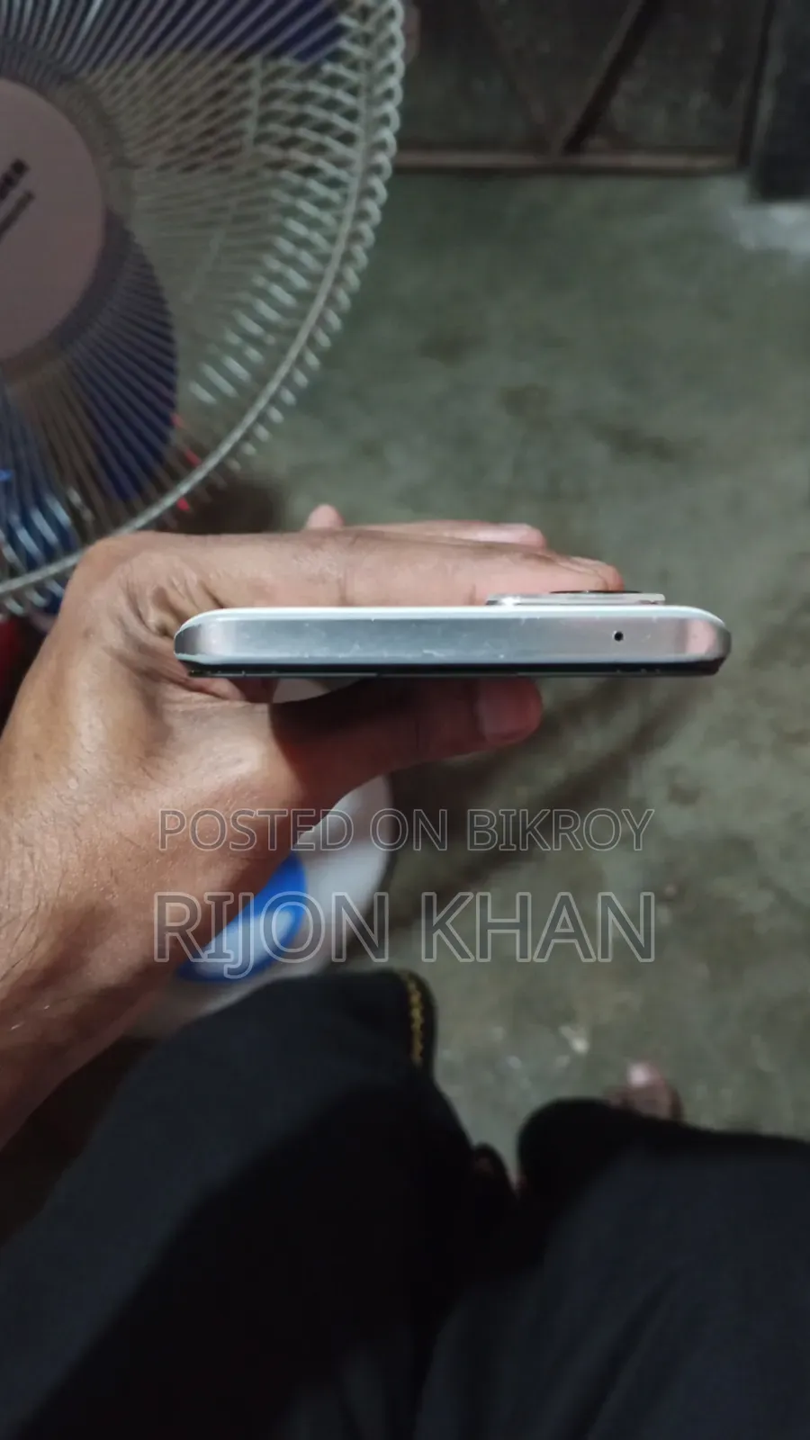রিয়েলমি জিটি২ ১২৮ জিবি হোয়াইট