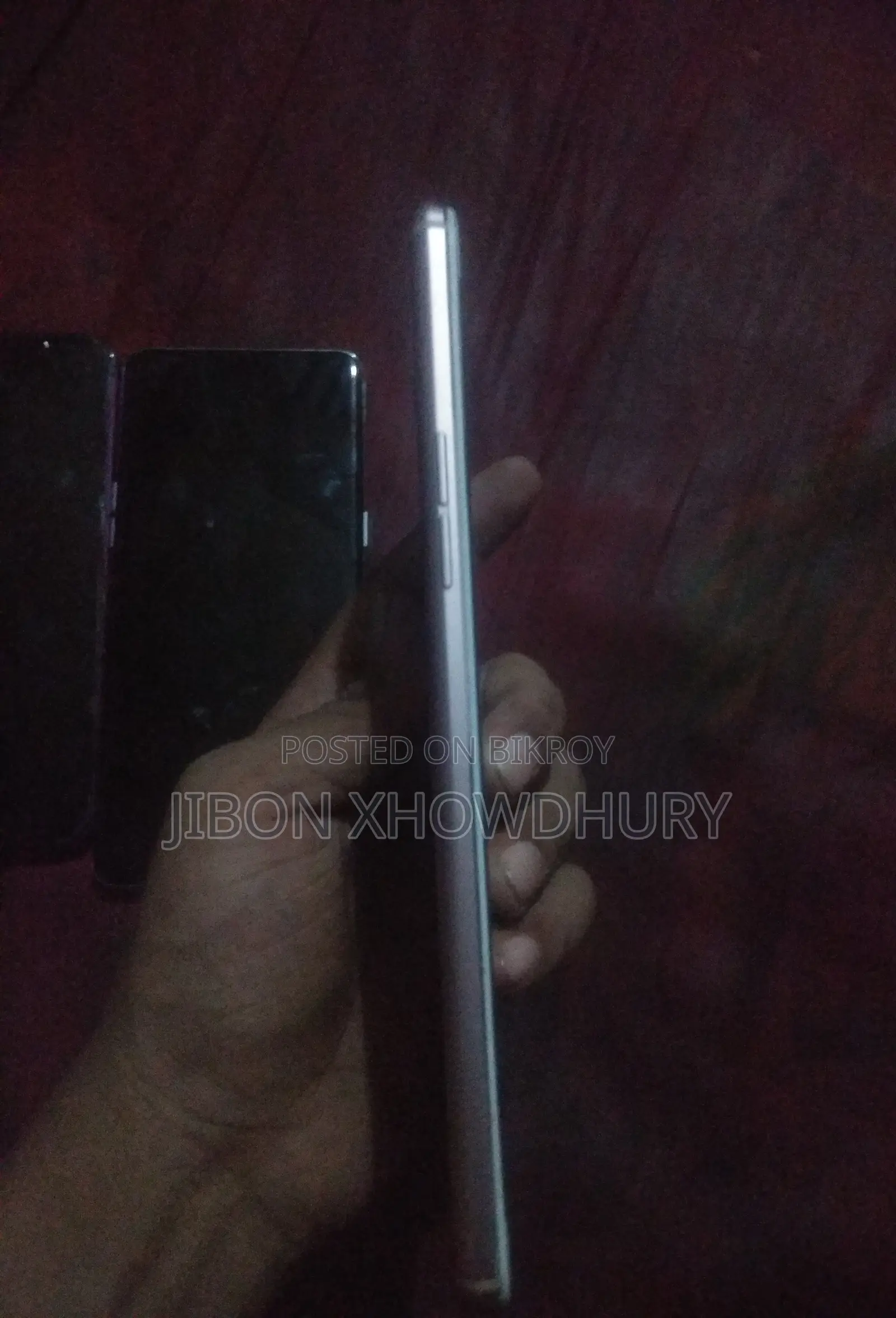 অপ্পো আর৯ প্লাস ৬৪ জিবি হোয়াইট