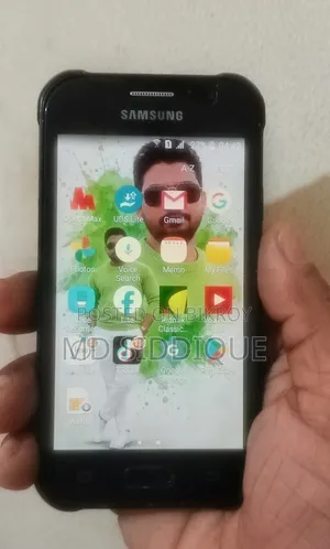 Samsung Galaxy J1 Ace 4 GB Black
