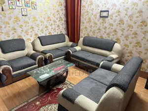 টেবিলসহ সোফা সেট