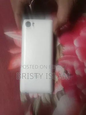 Itel White