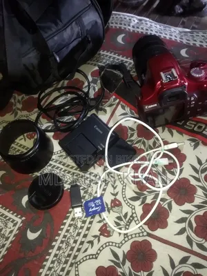 মোবাইল ফোন ৩২ জিবি রেড
