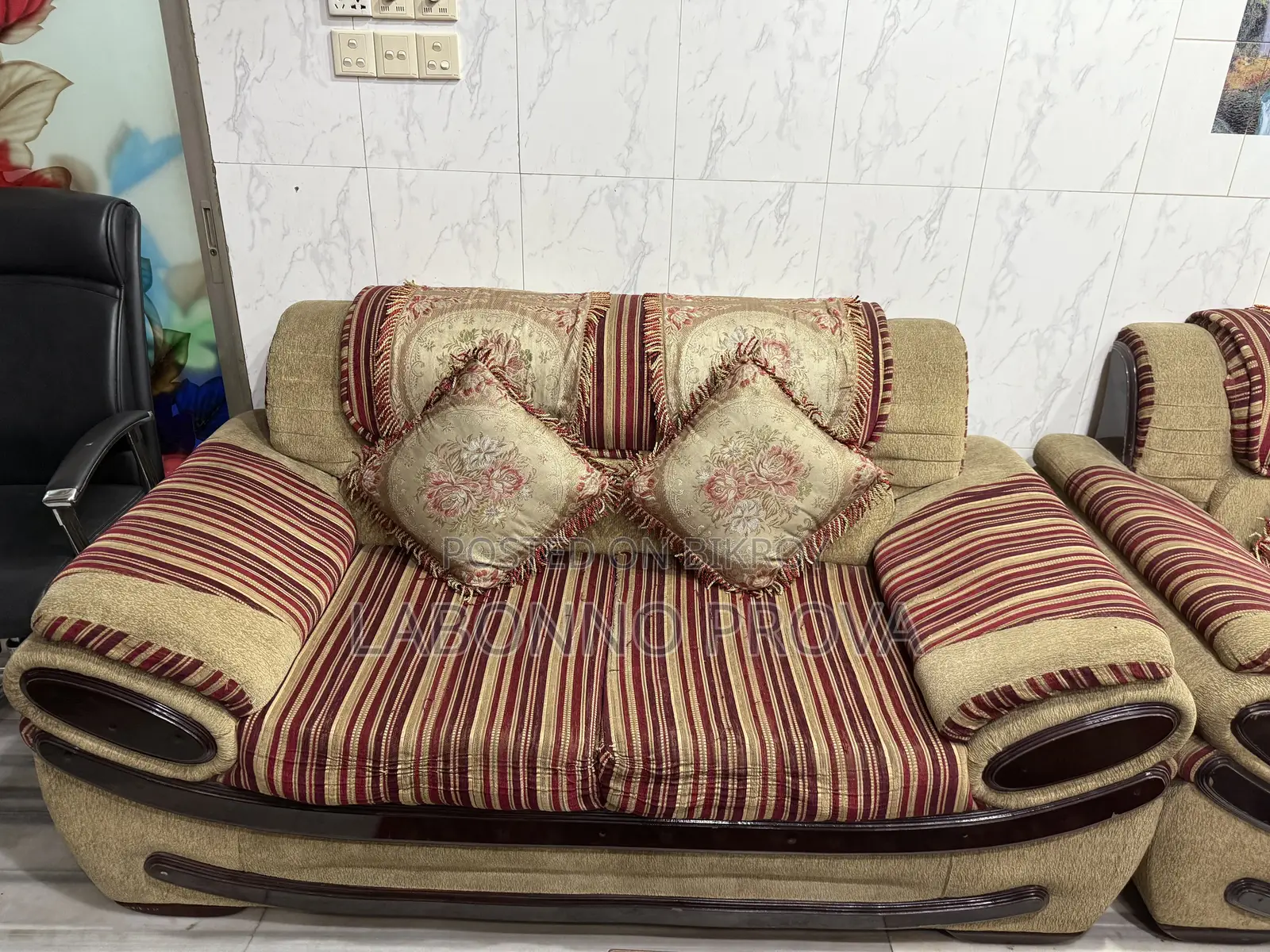 বিক್ರির জন্য ১৪ সিটের সোফা সেট — হাসনাবাদ, ঢাকা