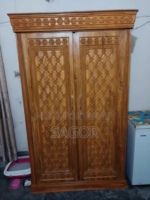 চিটাগং সেগুন কাঠের আলমারি