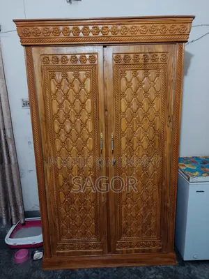 চিটাগং সেগুন কাঠের আলমারি