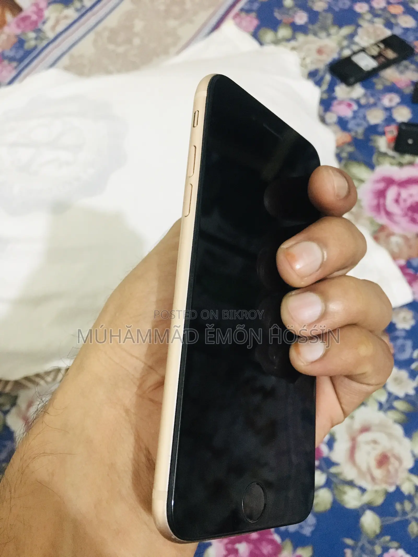 অ্যাপল আইফোন ৮ ৬৪ জিবি রোজ গোল্ড