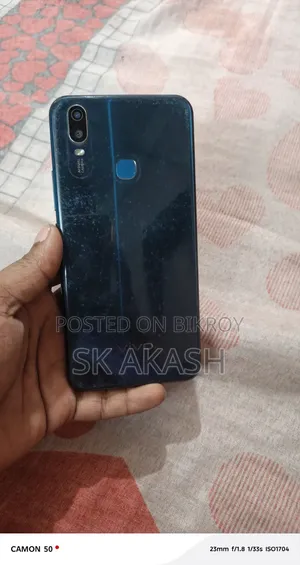 Vivo Y11 32 GB Blue