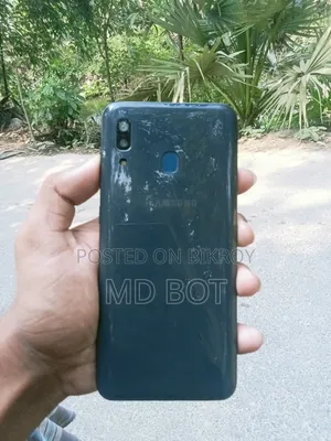 Samsung Galaxy A20 32 GB Gray