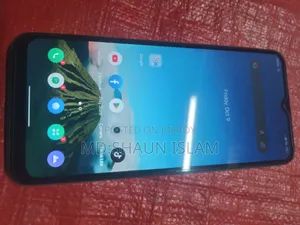 Realme V30 128 GB Gold