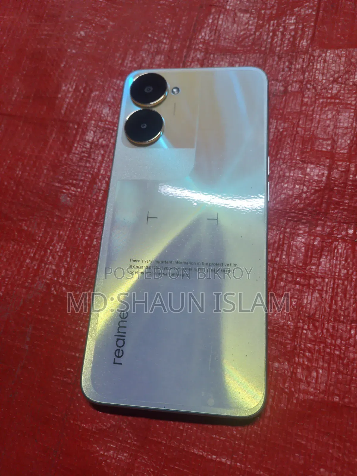 Realme V30 128 GB Gold