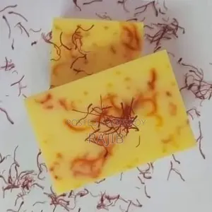 জাফ্রান ছাগলের দুধের সাবান