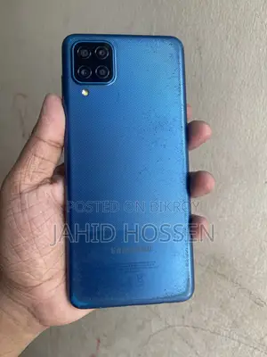 স্যামসাং গ্যালাক্সি এ১২ ৬৪ জিবি নীল