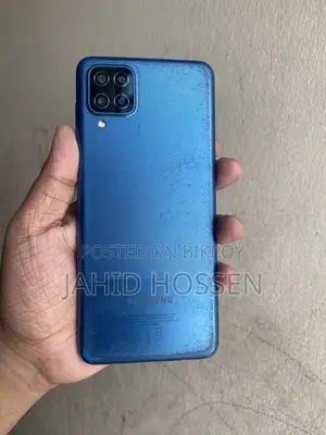 স্যামসাং গ্যালাক্সি এ১২ ৬৪ জিবি নীল