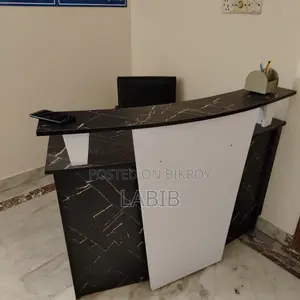 অফিস এর আসবাবপত্র