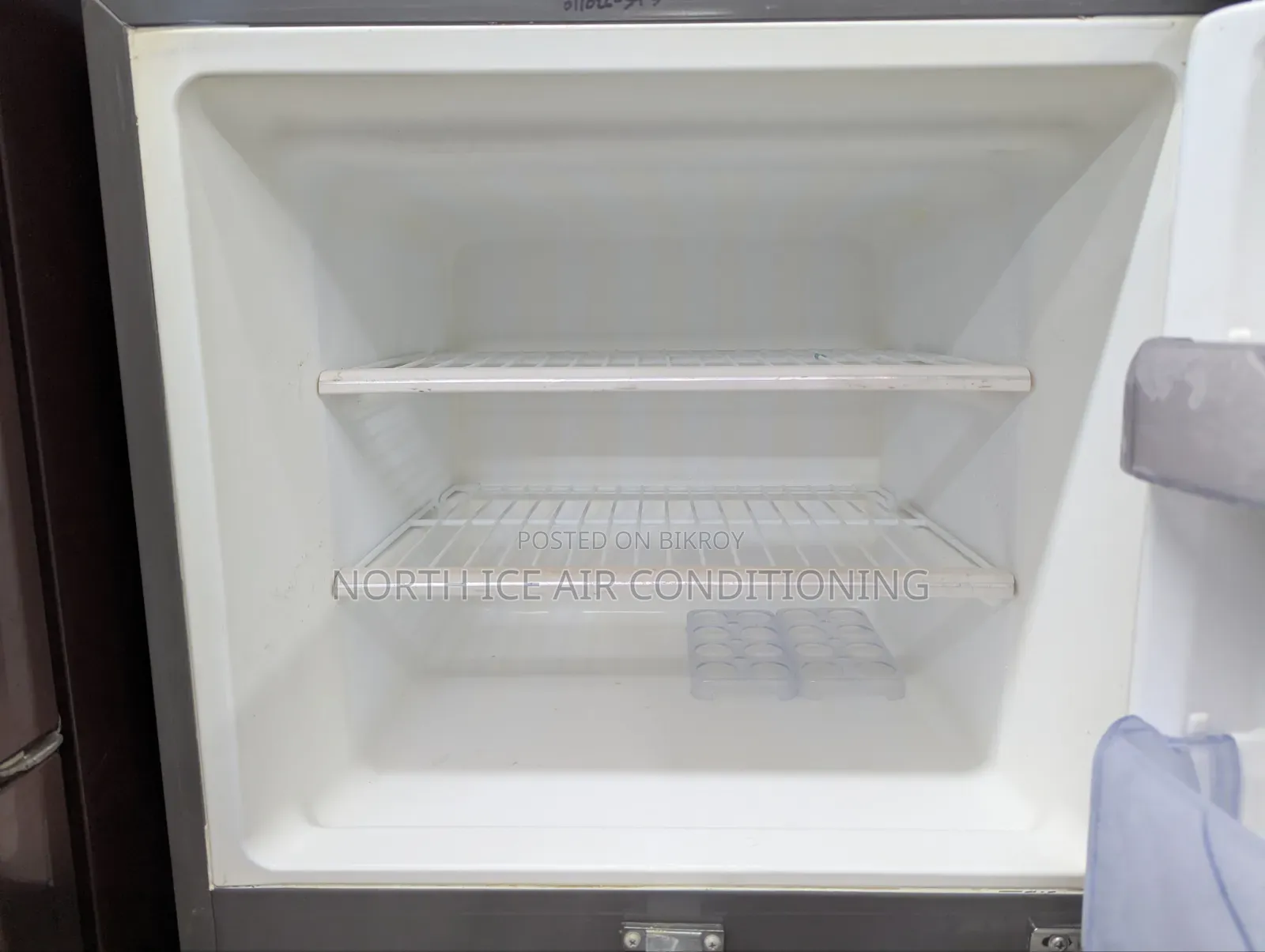 Walton as Colour Freeze 337 Ltr.