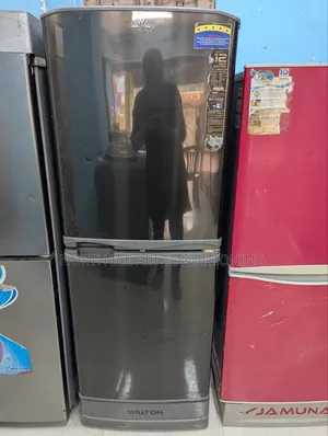 Walton Black Colour Frost Refrigerator 213 Ltr.