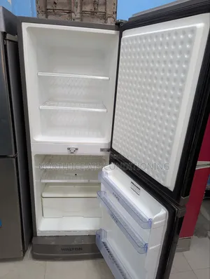 Walton Black Colour Frost Refrigerator 213 Ltr.