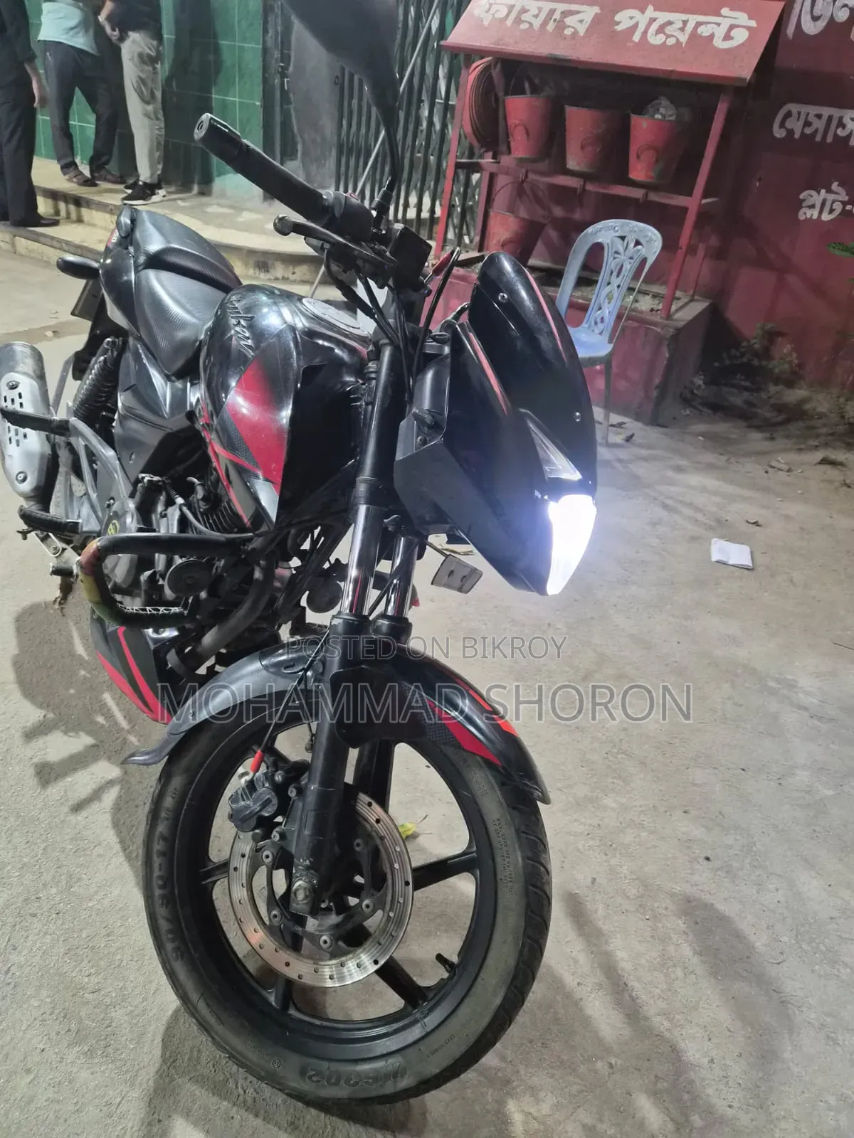 বাজাজ পালসার ১৫০ ২০২১ কালো
