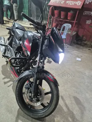 বাজাজ পালসার ১৫০ ২০২১ কালো