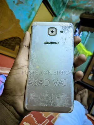 Samsung Galaxy J7 Max 32 GB White