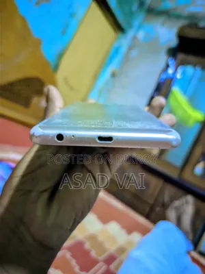 Samsung Galaxy J7 Max 32 GB White
