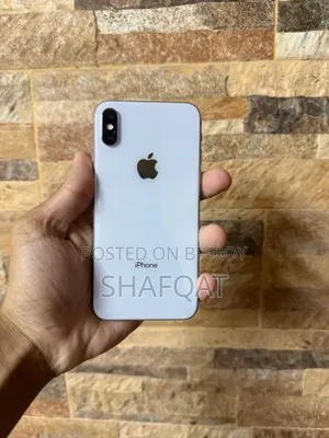 অ্যাপল আইফোন এক্স ২৫৬ জিবি সাদা