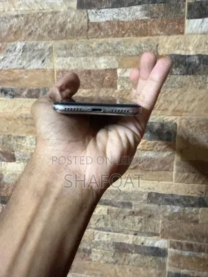 অ্যাপল আইফোন এক্স ২৫৬ জিবি সাদা
