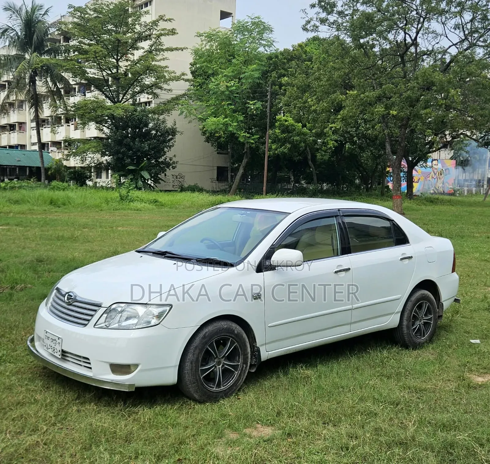 Toyota Corolla Sedan 2005 White